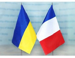 Франція готова надати підтримку Україні у впровадженні децентралізації, — Зубко